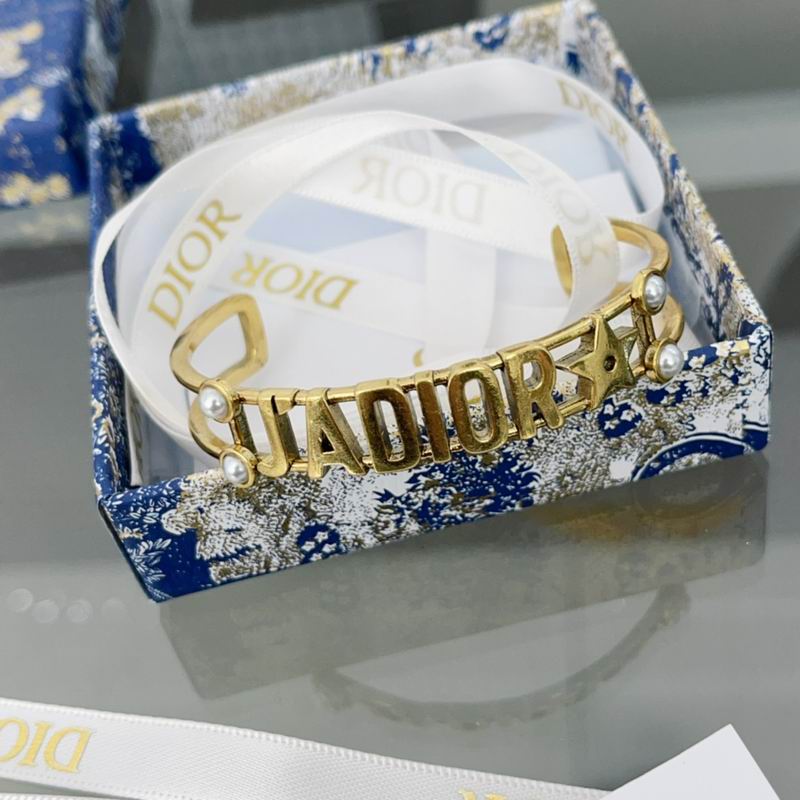 Dior Bracelet 01lyr22